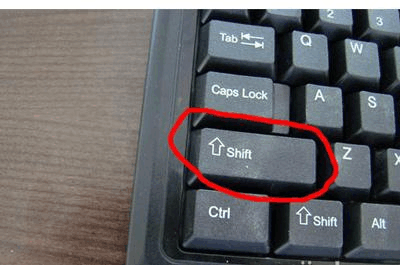 电脑键盘shift键的作用是什么呢 shift键失灵该怎么恢复呢？