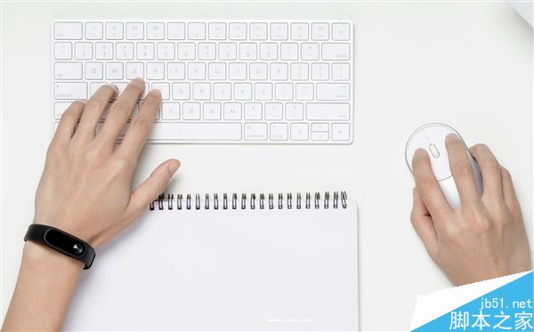 小米便携鼠标正式发布:可在两台电脑间一键切换”
