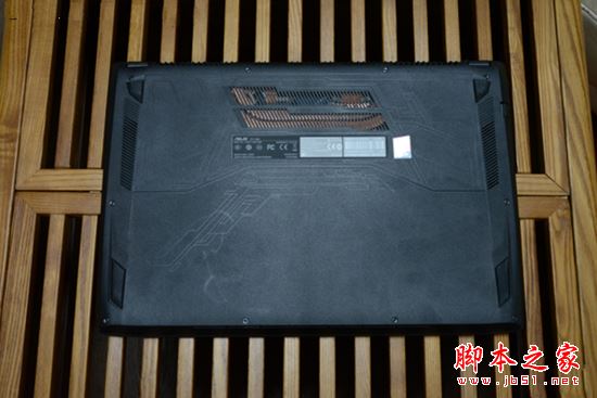 华硕飞行堡垒FX60VM值得买吗？华硕飞行堡垒FX60VM游戏本详细评测图解