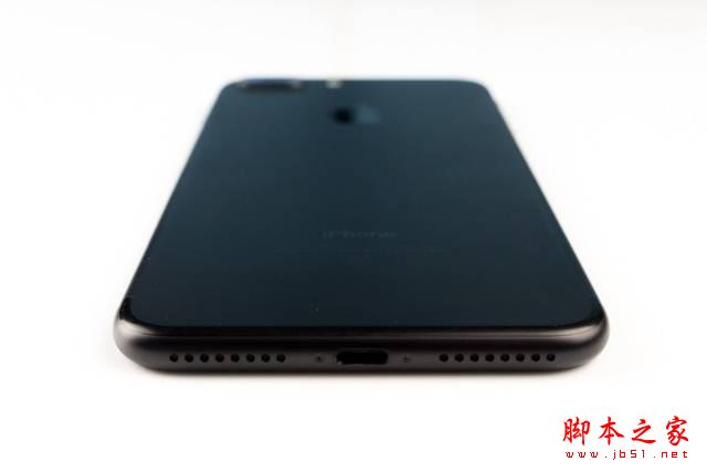 小米MIX和iPhone7Plus哪个值得买？小米MIX和苹果7Plus做工拆解评测图解