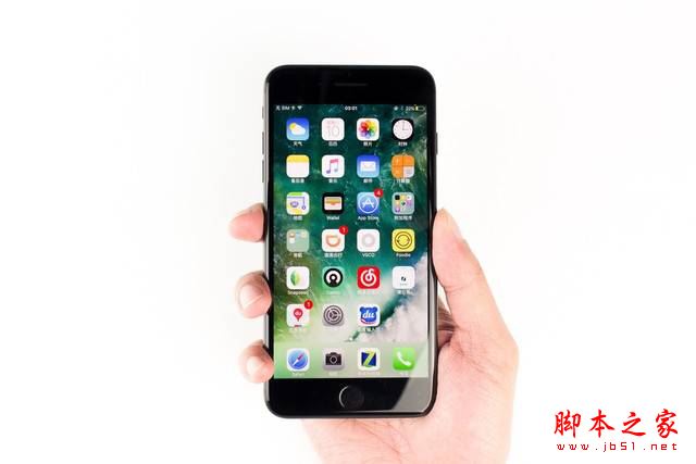 小米MIX和iPhone7Plus哪个值得买？小米MIX和苹果7Plus做工拆解评测图解