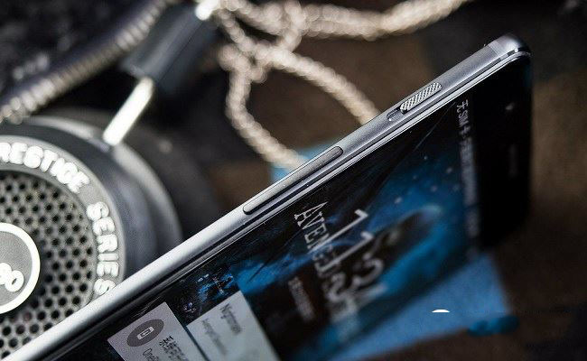 一加3T星辰黑开箱图赏 和其他颜色有什么不同？