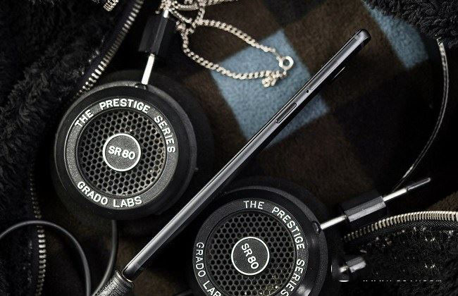 一加3T星辰黑开箱图赏 和其他颜色有什么不同？