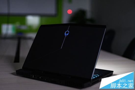 alienware 13 r4值得买吗？戴尔全新Alienware 13 R4笔记本全面深度评测图解