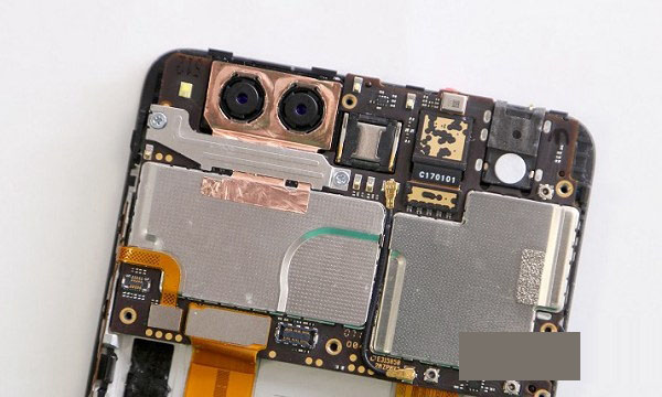 手机做工如何 努比亚Z17mini拆机图解