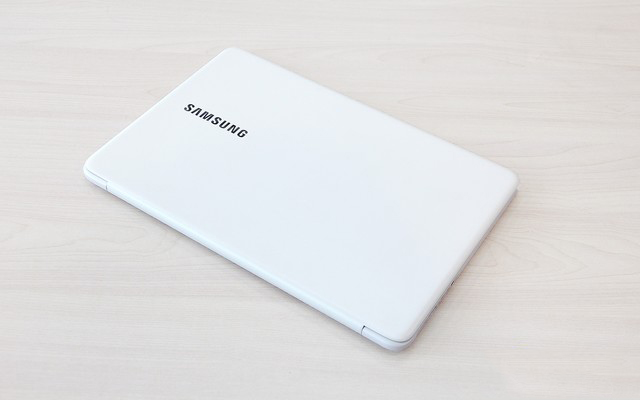 三星NoteBook 9值得买吗？三星NoteBook 900X3N轻薄笔记本全面评测图解