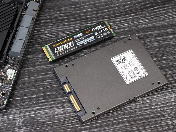 SATA、M.2 SSD到底买谁？实测后结果秒懂