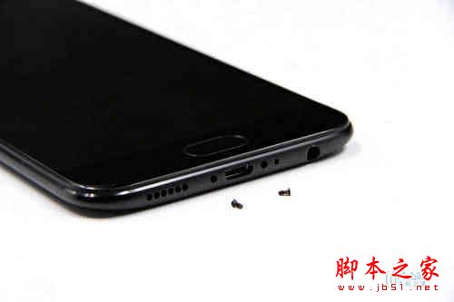 OPPO R11怎么打开后盖 oppo r11拆后盖换电池详细图文教程 