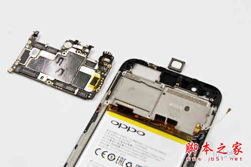 OPPO R11怎么打开后盖 oppo r11拆后盖换电池详细图文教程 