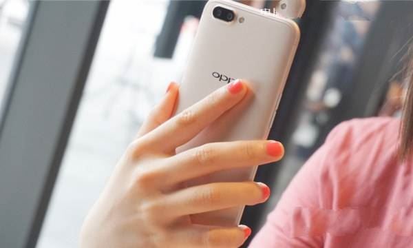 vivo x9s和OPPO R11买哪个？OPPOR11和vivox9s全方位区别对比评测