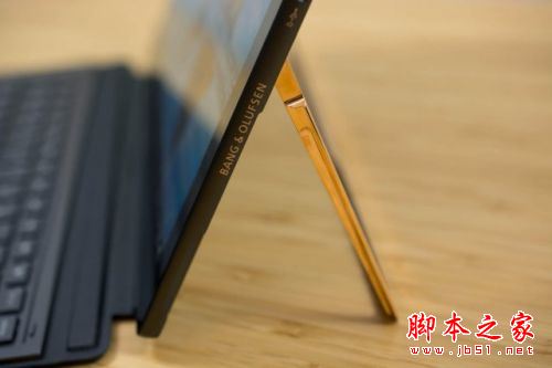 惠普Spectre X2值得买吗？2017款惠普二代Spectre x2升级版笔记本详细体验评测