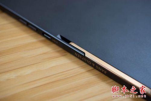 惠普Spectre X2值得买吗？2017款惠普二代Spectre x2升级版笔记本详细体验评测