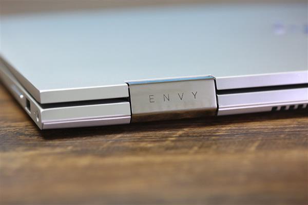 7代酷睿+4G显存！惠普薄锐ENVY x360变形本评测：一秒变平板