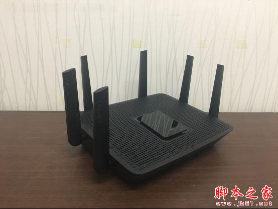 领势Linksys EA9300值得买吗？Linksys EA9300三频无线路由开箱深度评测