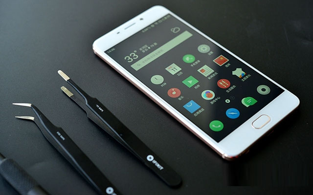 魅蓝Note6怎么打开后盖？魅蓝Note6打开后盖图文教程