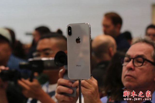 iPhone8和iPhoneX买哪个好？iPhone8和iPhoneX有什么区别？