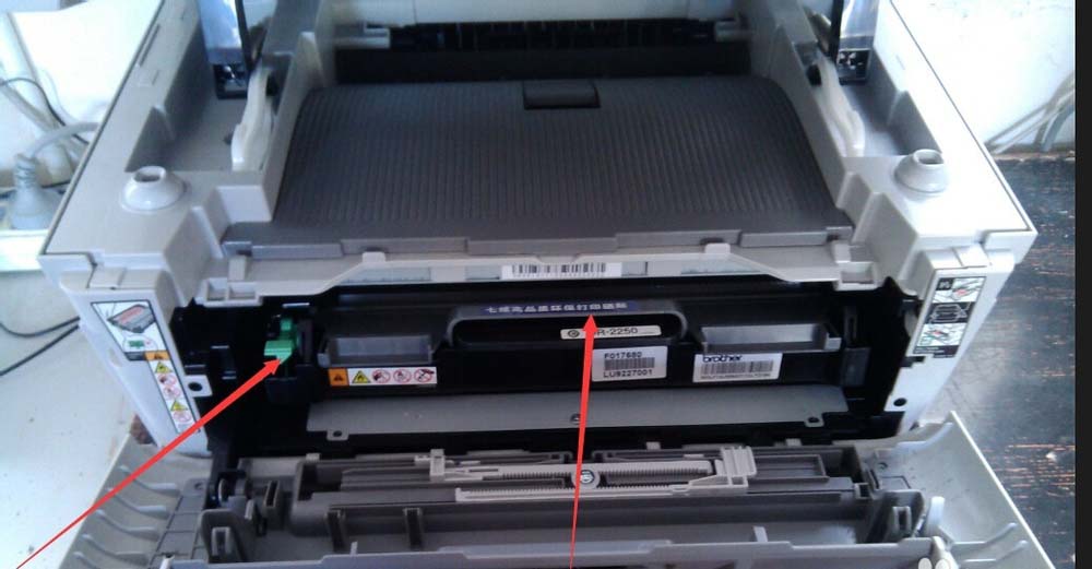 兄弟打印机怎么加碳粉?”