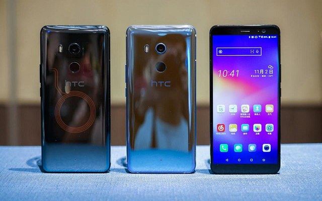 HTC U11+和HTC U11哪个好？HTC U11和HTC U11+外观性能系统拍照对比深度评测