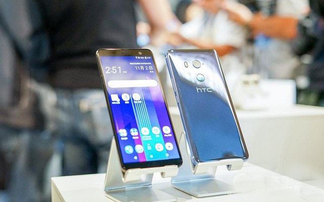 HTC U11+和HTC U11哪个好？HTC U11和HTC U11+外观性能系统拍照对比深度评测