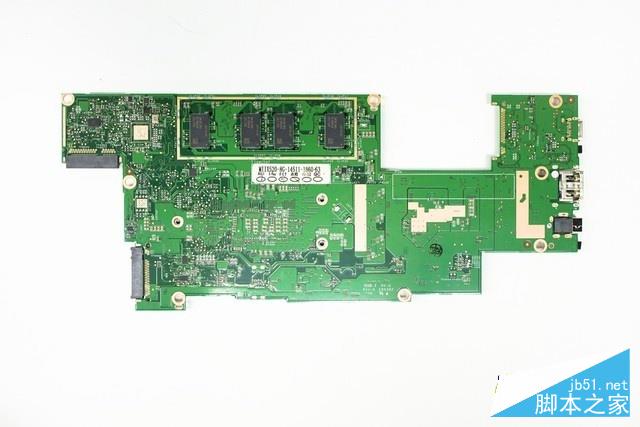背面除了内存外，并没有太多重要元件。
