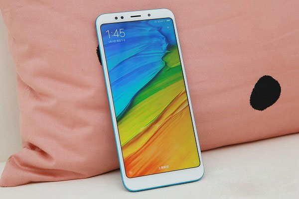 红米5 plus与荣耀9青春版的区别对比详细评测