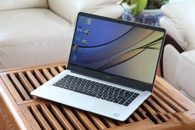 华为MateBook D怎么拆机？华为MateBook D拆机图文步骤详解