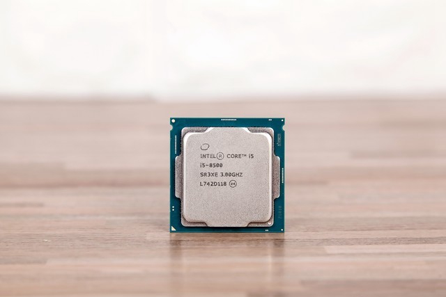 酷睿i5-8500值得买吗？Intel八代酷睿i5-8500处理器详细评测图解_CPU_