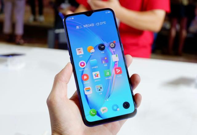 Realme X2和荣耀9X哪个值得买？内行人告诉你应该买哪个