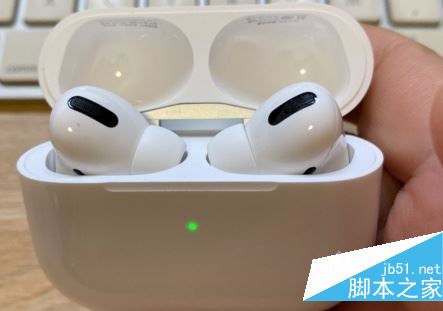 苹果AirPods Pro怎么充电 给苹果AirPods Pro充电过程”