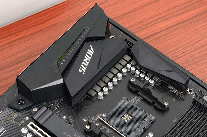 寻找龙骑士，驾驭锐龙靠造工，技嘉X570 AORUS ELITE WIFI体验