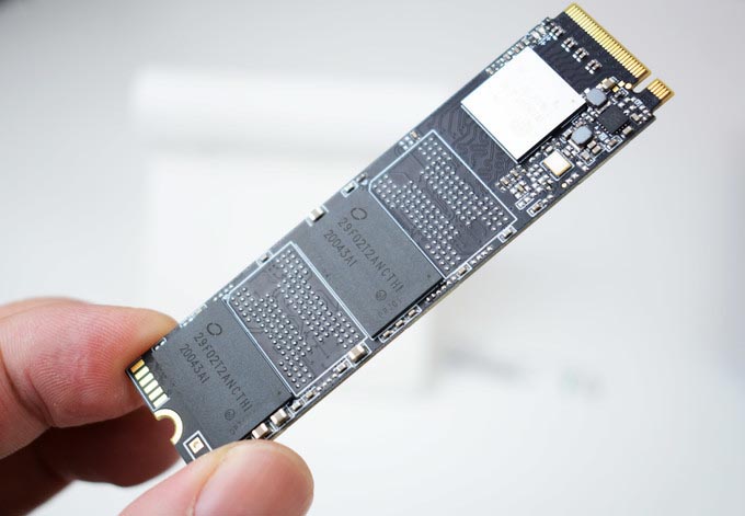 选SSD，能PCIe绝不SATA，超频三迅捷M.2 SSD装机体验