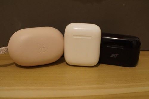 JEET、AirPods和BO耳机哪款好 三款蓝牙耳机区别对比”
