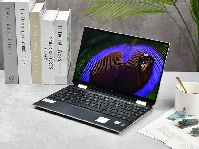 科技美学的绝佳体现 惠普spectre x360评测 