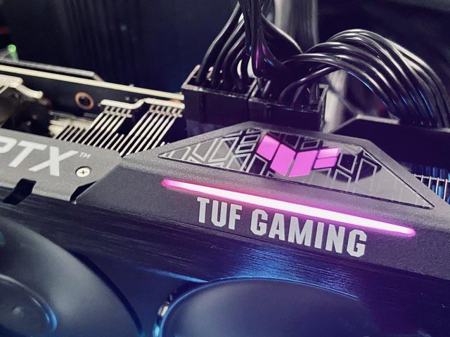 华硕TUF RTX 3090 24G GAMING显卡评测：斗尊强者 恐怖如斯 