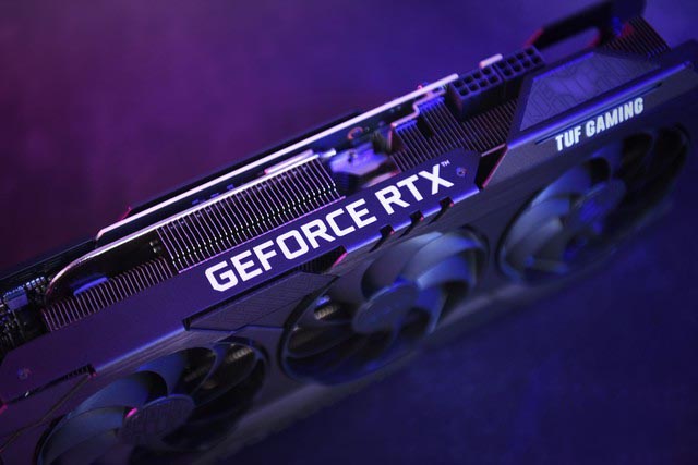 华硕TUF RTX 3090 24G GAMING显卡评测：斗尊强者 恐怖如斯 