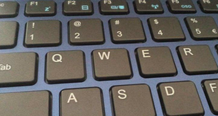 电脑键盘乱码怎么办 电脑键盘乱码原因及解决方法”