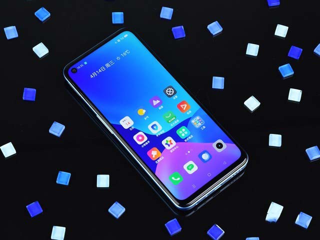 满杯续航越级体验 realme 真我 V13全面评测 