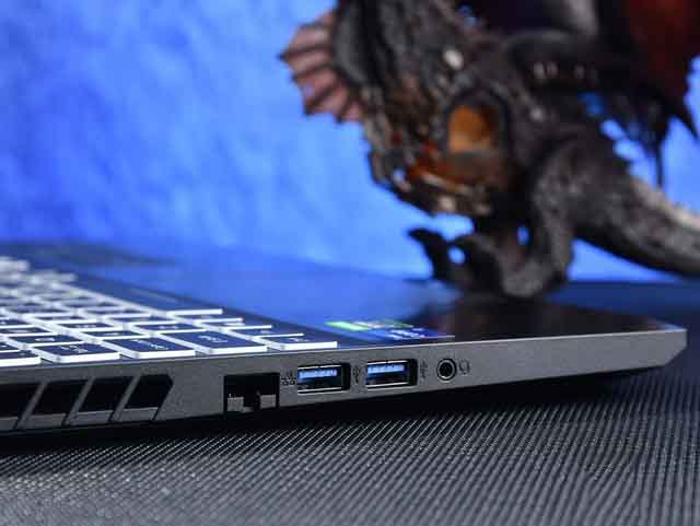 英特尔十一代酷睿加持 Acer暗影骑士·擎评测 