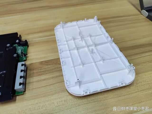 中兴巡天AX3000和AX3000 Pro+怎么选? 中兴路由器对比测评