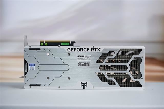 影驰GEFORCE RTX 4070Ti SUPER 金属大师Plus OC显卡全面评测