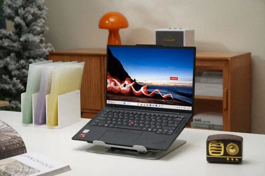 首发锐龙AI 7 PRO 360处理器的商用AI PC! ThinkPad T14s AI 2024锐龙版测评