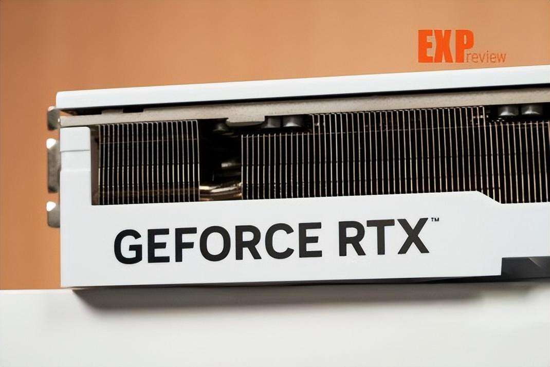 性能更强 功耗更高! GeForce RTX 5090 D显卡天梯榜首测