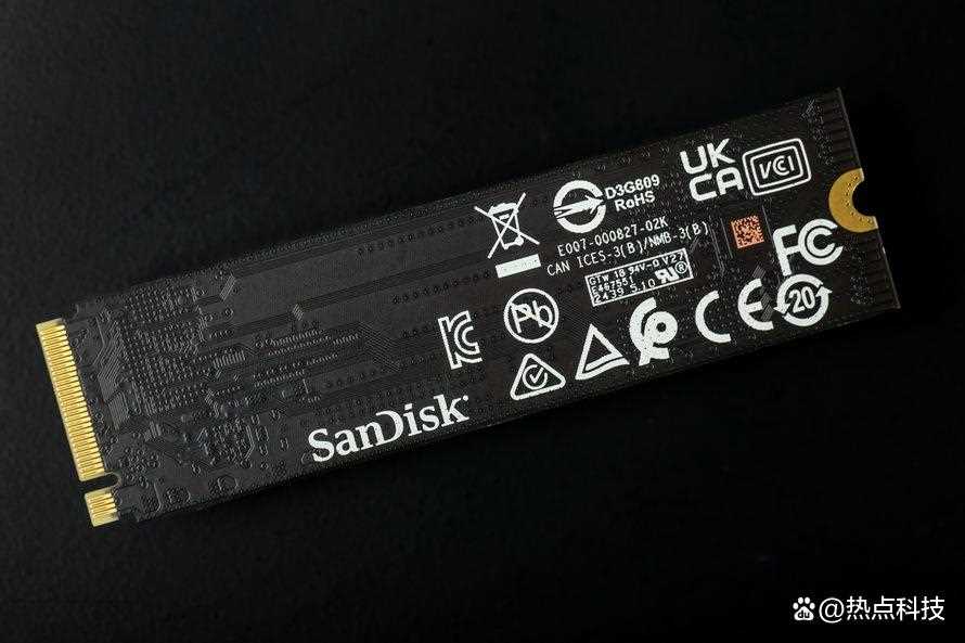 性能破7000MB/s的主流SSD! 西部数据WD?BLACK SN7100y硬盘评测插图4