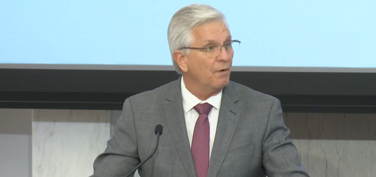 加密炒作消退，沃勒指金融关联提升