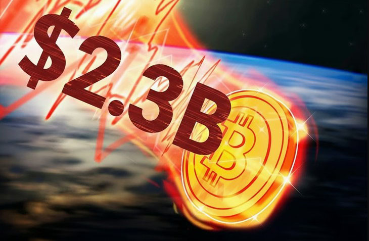 比特币（BTC）价格腰斩：23亿美元暴跌创2021年来最大跌幅，抛售加剧