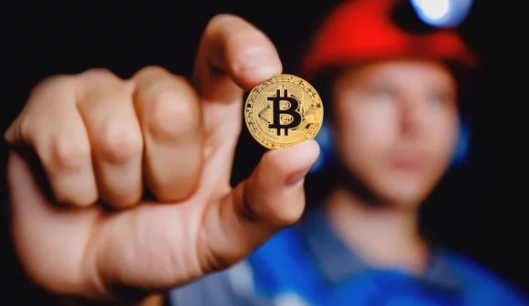 比特币矿工面临巨额亏损：挖矿难度下降7.8%，每挖出一个比特币损失19000美元