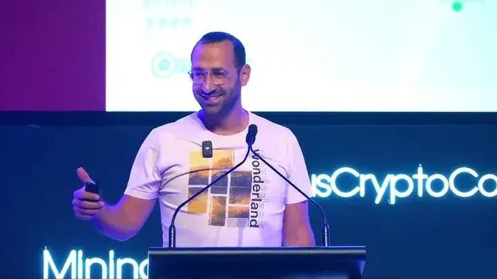 约纳坦·索姆波林斯基（Yonatan Sompolinsky）