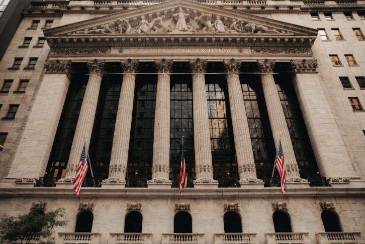 纽约证券交易所为何全面押注加密货币？