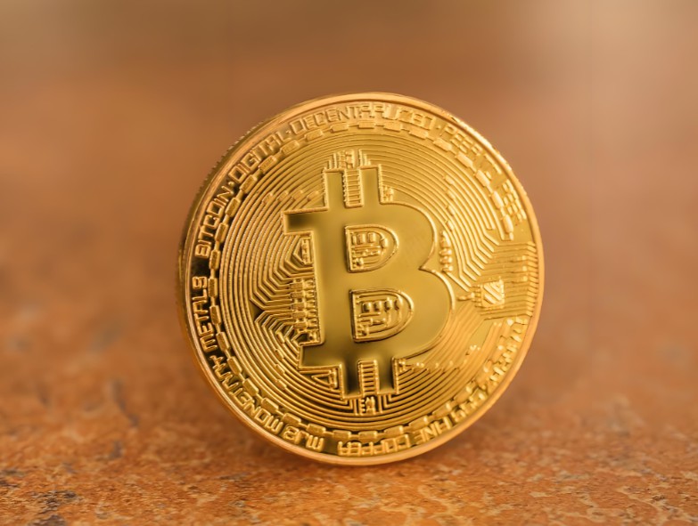 特朗普矿企创纪录产出仍巨亏 比特币Q2跌幅收窄