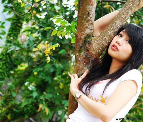 Photoshop简单为美女风景照变换景色